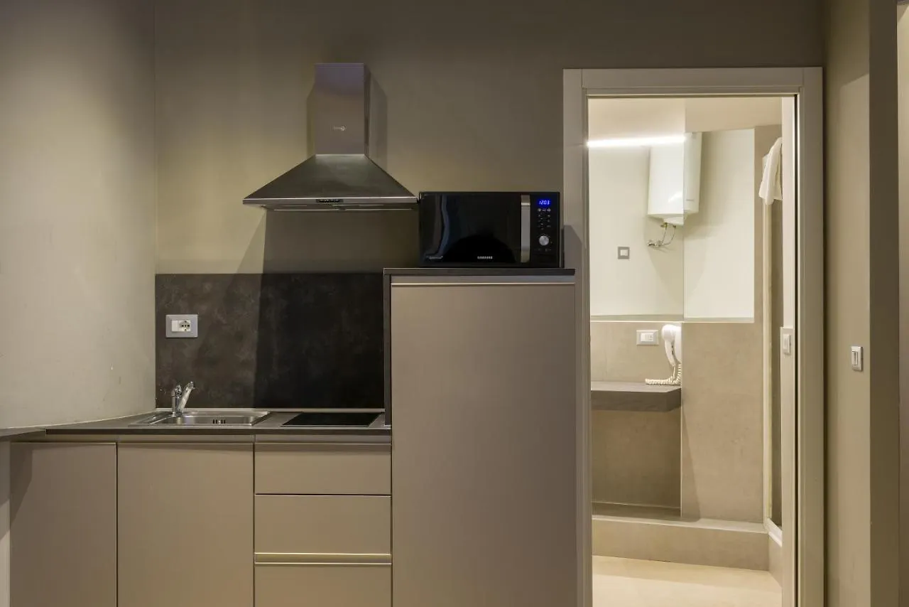 Lägenhet Appartamenti Astoria Bologna