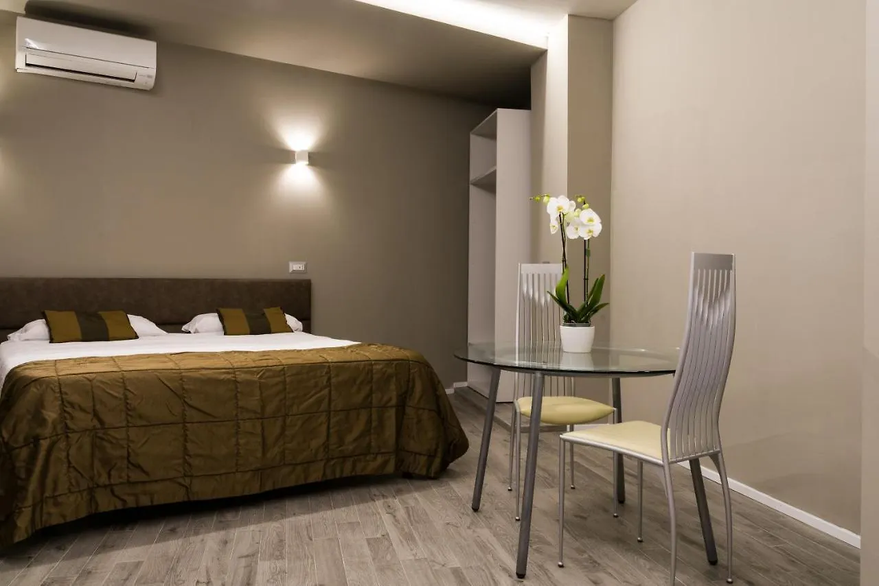 Lägenhet Appartamenti Astoria Bologna